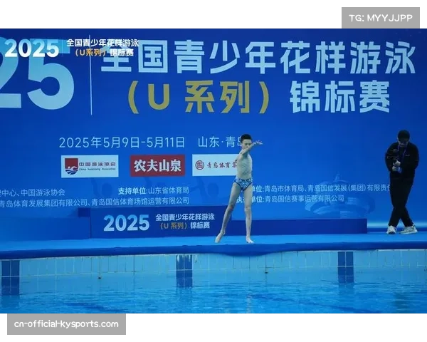 全国锦标系列赛漯河站第三天，女子中级别竞争激烈